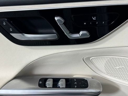 Used 2023 Mercedes-Benz C 300 Sedan image 15