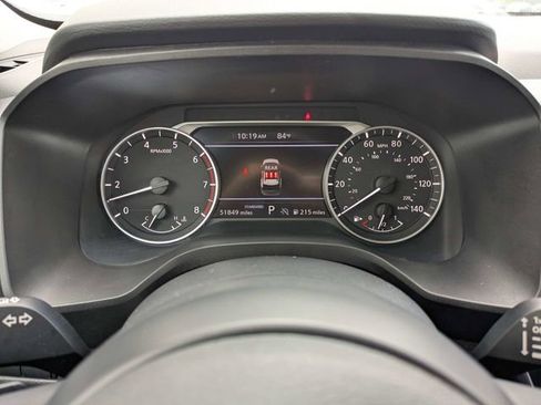 Used 2024 Nissan Rogue SV FWD image 28