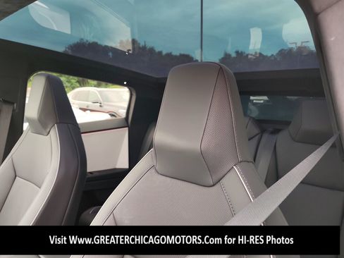 Used 2024 Tesla Cybertruck AWD Crew Cab image 19