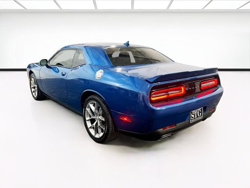 Used 2022 Dodge Challenger SXT w/ Plus Package RWD image 6