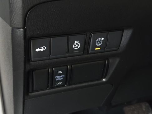 Certified 2024 Nissan Armada Platinum w/ Captain's Chairs Package RWD image 20
