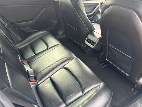 Used 2021 Tesla Model 3 Long Range image 29