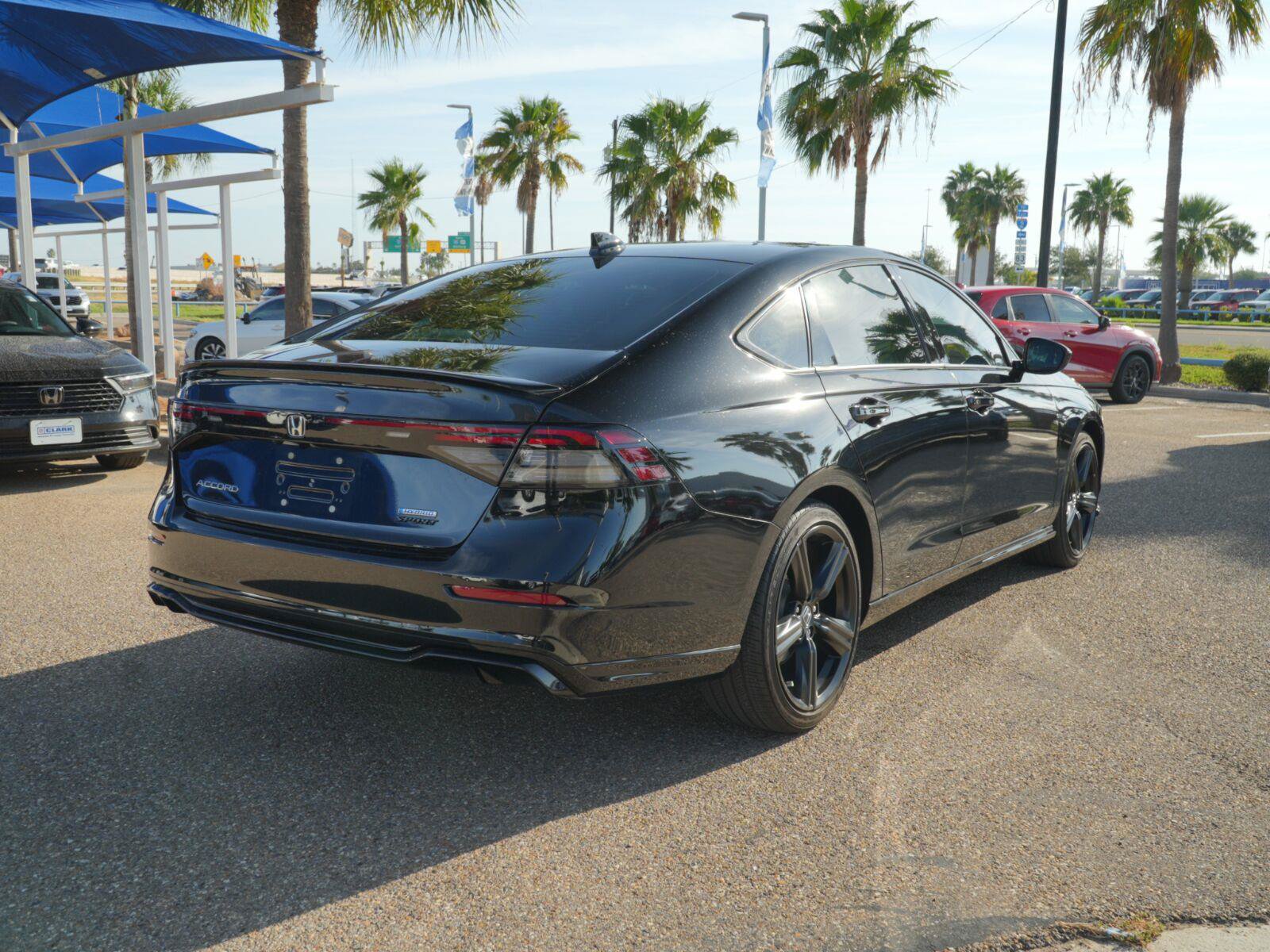 Used 2025 Honda Accord Sport image 5