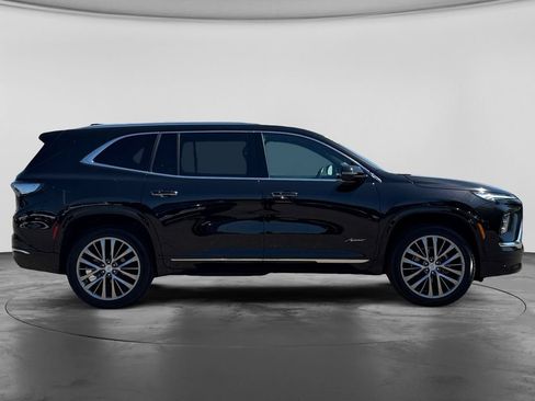 Used 2025 Buick Enclave Avenir w/ Super Cruise Package AWD/4WD image 11