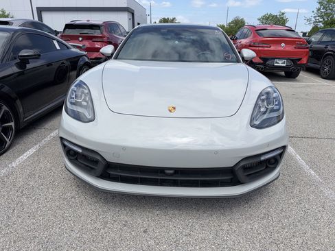 Used 2023 Porsche Panamera 4 Executive AWD/4WD image 2