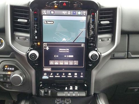 New 2026 RAM 1500 4x4 Crew Cab image 17