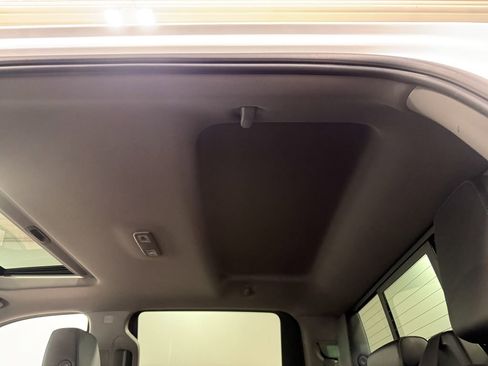 Used 2021 GMC Sierra 1500 SLT image 51