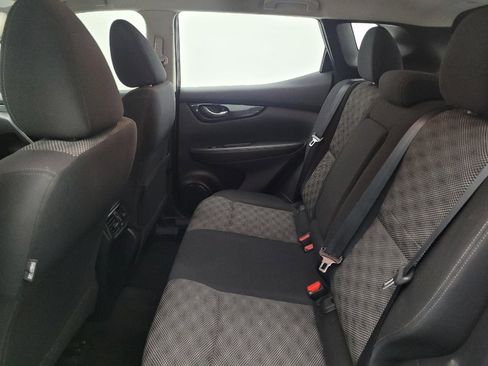 Used 2019 Nissan Rogue Sport SV AWD/4WD image 18