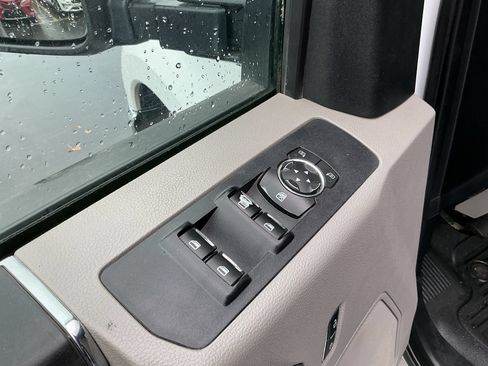 Used 2021 Ford F250 XLT w/ FX4 Off-Road Package AWD/4WD image 11