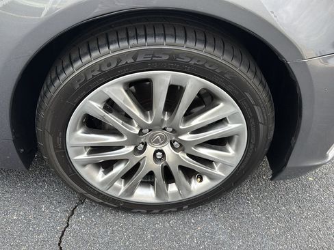 Used 2013 Lexus LS 460 L image 34