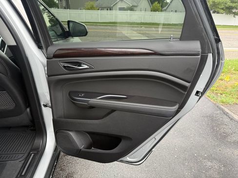 Used 2015 Cadillac SRX Luxury w/ Driver Awareness Package image 12