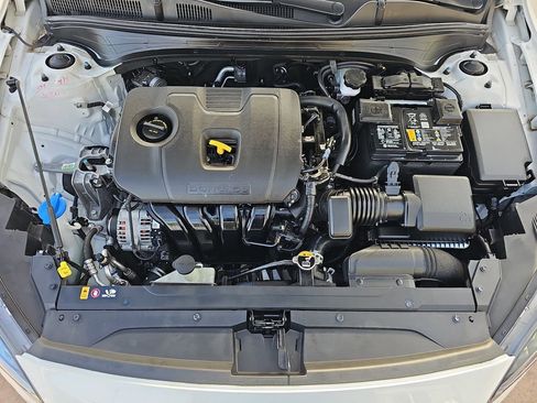 Used 2023 Kia Forte LX image 32