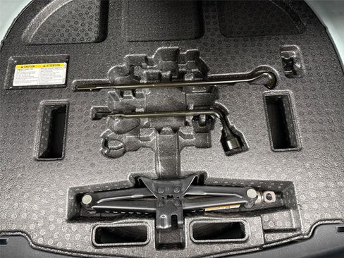 Certified 2025 Toyota Camry SE image 39