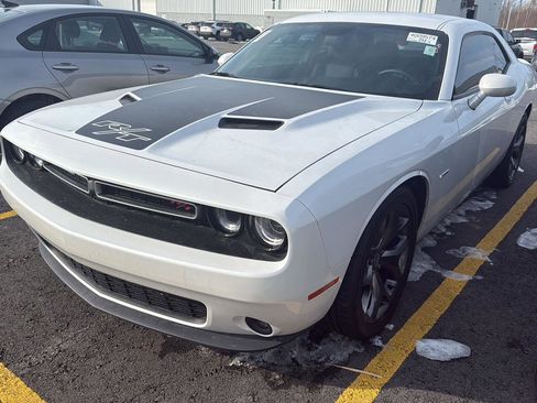 Used 2015 Dodge Challenger R/T Plus image 3