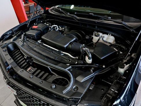 Used 2023 Cadillac Escalade ESV Premium Luxury image 54