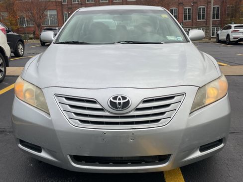 Used 2007 Toyota Camry LE image 2