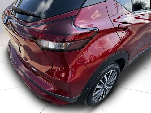 Used 2021 Nissan Kicks SV image 13