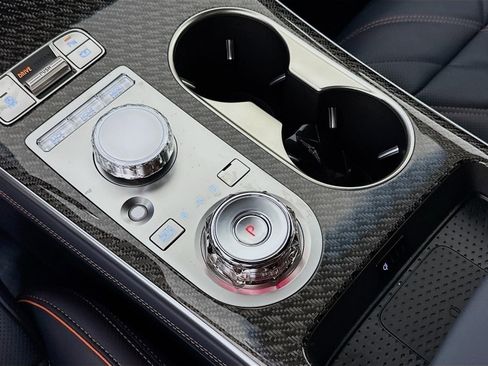New 2026 Genesis GV70 3.5T Sport Prestige AWD/4WD image 19