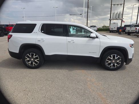 Used 2021 GMC Acadia SLE w/ LPO, Floor Liner Package FWD image 2