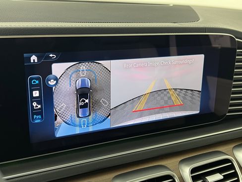 New 2025 Mercedes-Benz GLS 450 4MATIC image 32