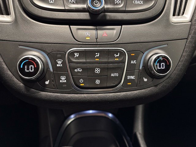 Used 2025 Chevrolet Malibu LT FWD image 21