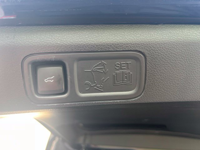 Used 2021 Ford Expedition Platinum AWD/4WD image 37