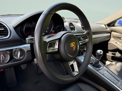 Certified 2024 Porsche 718 Cayman RWD image 13