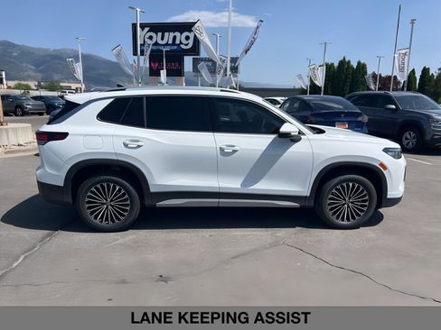 New 2025 Volkswagen Tiguan S image 4