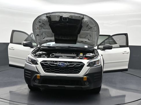 Used 2022 Subaru Outback Wilderness AWD/4WD image 33