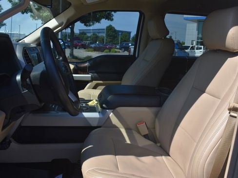 Used 2016 Ford F150 Lariat w/ Equipment Group 501A Mid AWD/4WD image 19