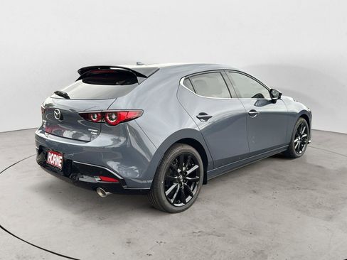 New 2026 MAZDA MAZDA3 Hatchback w/Premium Plus Pkg image 5
