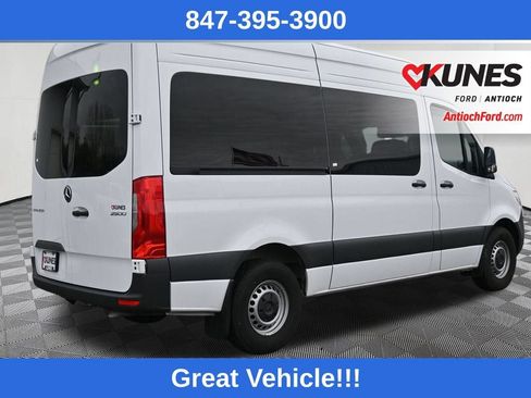 Used 2024 Mercedes-Benz Sprinter 2500 image 4