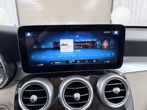 Used 2021 Mercedes-Benz GLC 300 image 19