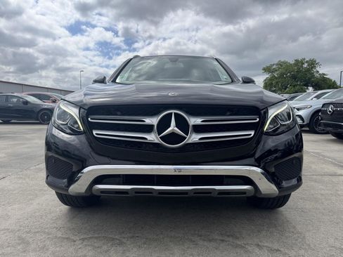 Used 2019 Mercedes-Benz GLC 300 image 2