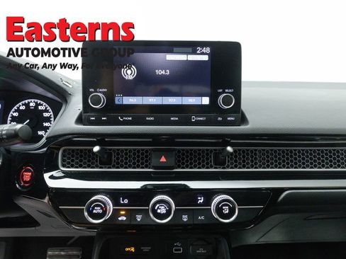 Used 2022 Honda Civic Sport image 12