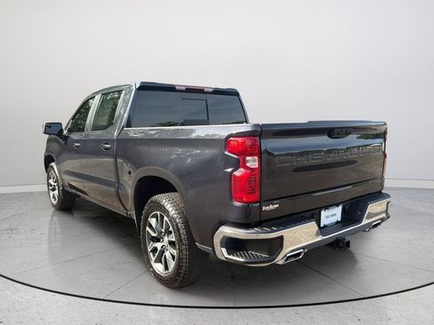 Certified 2022 Chevrolet Silverado 1500 LT AWD/4WD image 9