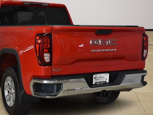 Used 2023 GMC Sierra 1500 Pro w/ Pro Value Package AWD/4WD image 30