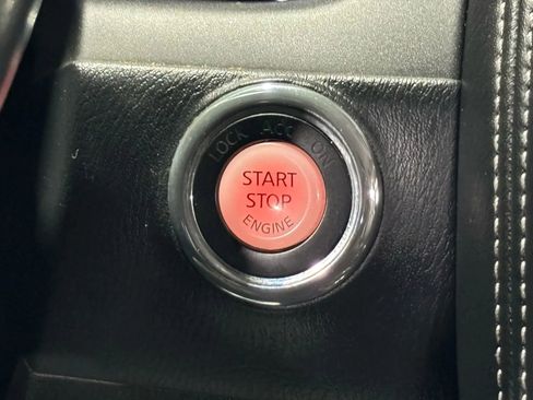 Used 2017 Nissan Armada SL image 27