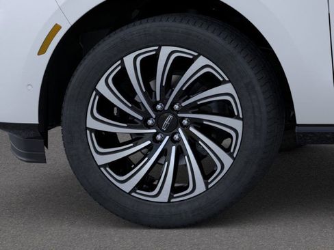 New 2025 Lincoln Navigator L Black Label image 19