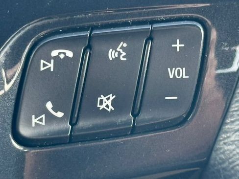 Used 2017 Ford Explorer Limited w/ Equipment Group 301A FWD image 14