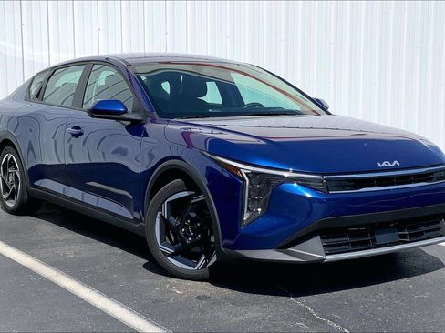 Used 2025 Kia K4 EX FWD image 31