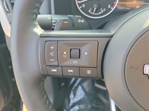 Certified 2024 Nissan Rogue SV w/ SV Premium Package image 29