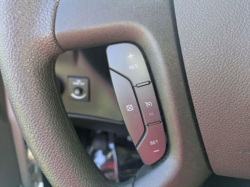 Used 2024 Chevrolet Express 3500 LT w/ LT Preferred Equipment Group RWD image 18