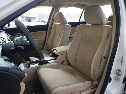 Used 2012 Honda Accord LX image 15