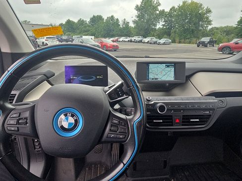 Used 2017 BMW i3 w/ Range Extender RWD image 9