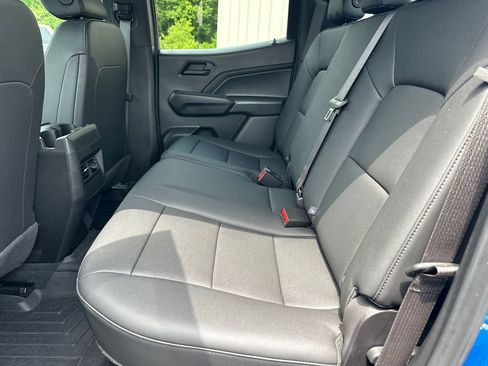 Used 2024 Chevrolet Colorado Trail Boss w/ Advanced Trailering Package AWD/4WD image 21