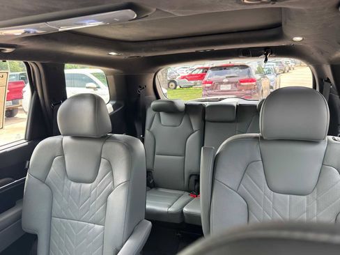 Certified 2023 Kia Telluride SX Prestige X-Line AWD/4WD image 12