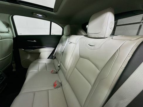 Used 2023 Cadillac XT4 Luxury FWD image 28