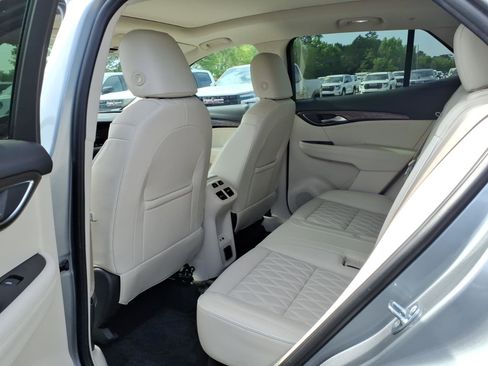 Used 2023 Buick Envision Avenir AWD/4WD image 23