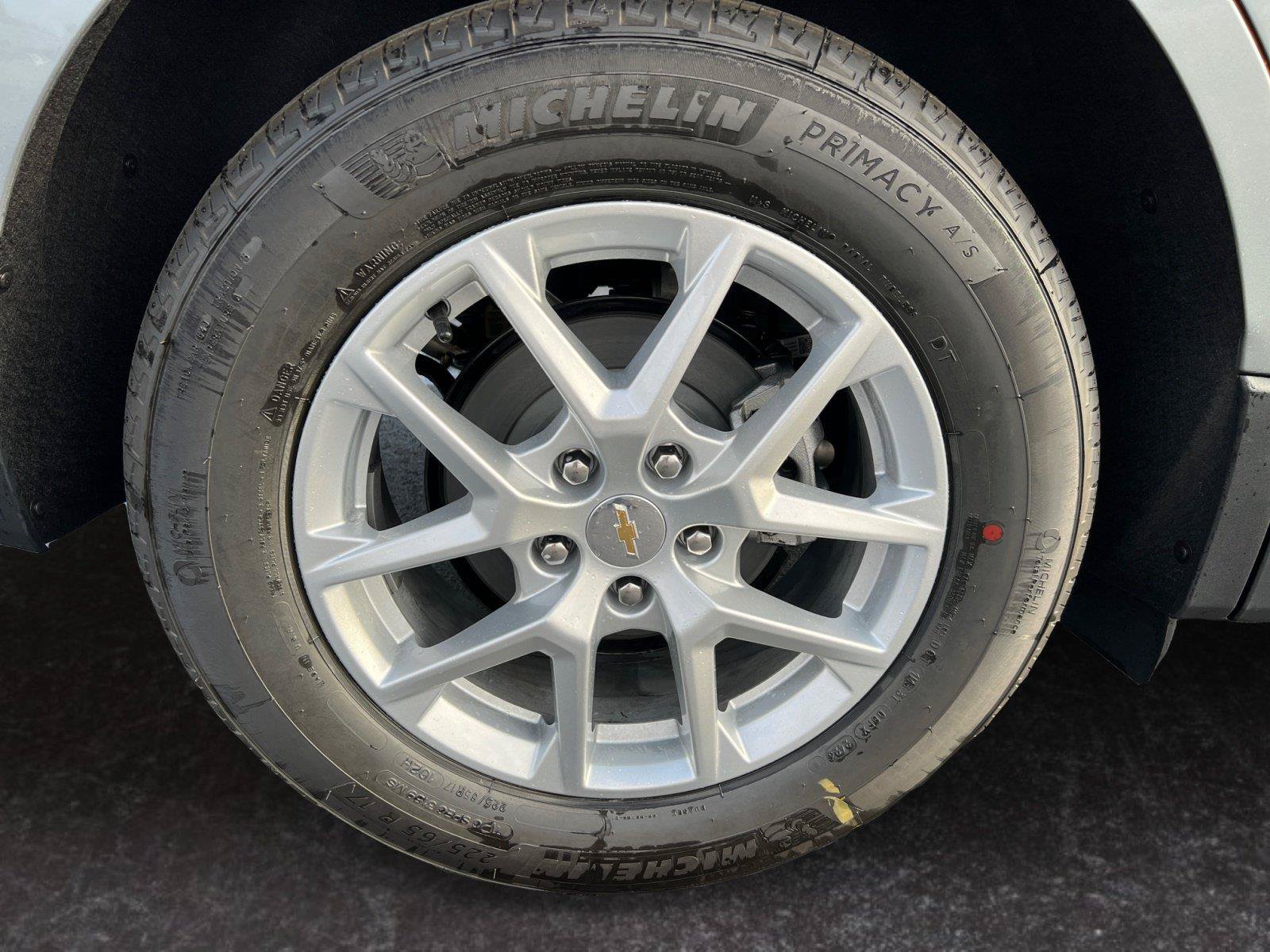 Used 2024 Chevrolet Equinox LT FWD image 26